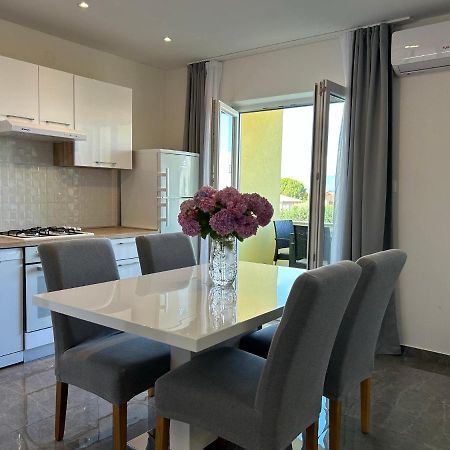 Ferienwohnung Sweet Lapat By El-Pi Tours Porat  Exterior foto
