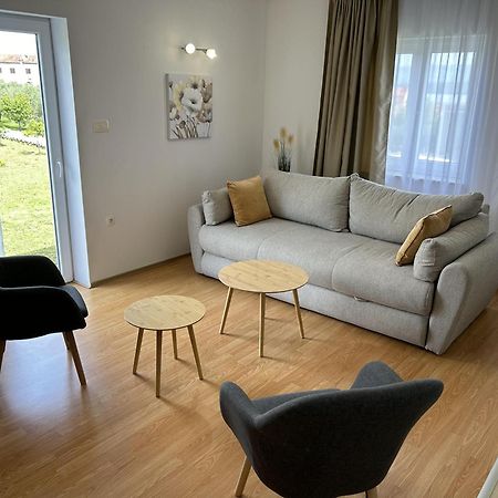 Ferienwohnung Sweet Lapat By El-Pi Tours Porat  Exterior foto