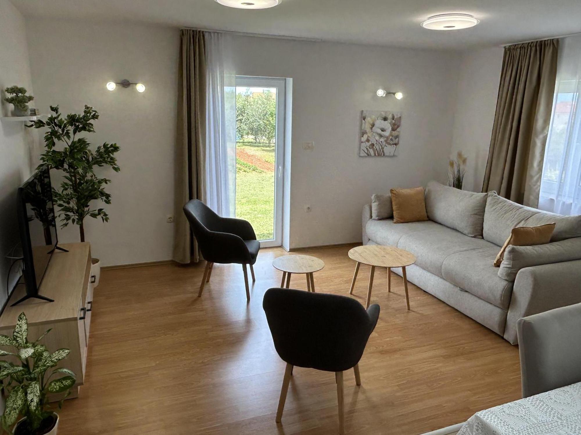 Ferienwohnung Sweet Lapat By El-Pi Tours Porat  Exterior foto